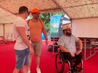 Giant Bier Pong Unlimited Bier / Low Budget